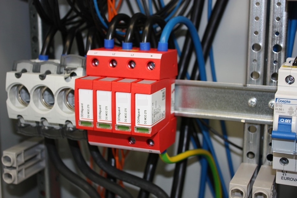 U berspannungsschutz bei Elektro Käfer GmbH in Neuburg an der Donau